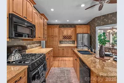 224 Hydrangea Drive, Waynesville, NC 28785 - Photo 10