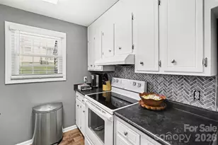 973 Surry Ln, Gastonia, NC 28054 - Photo 4