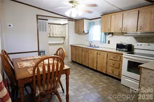 318 Tuckers Grove Rd, Statesville, NC 28625 - Photo 8