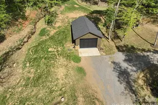 183 Mayfly Ct, Spruce Pine, NC 28777 - Photo 36