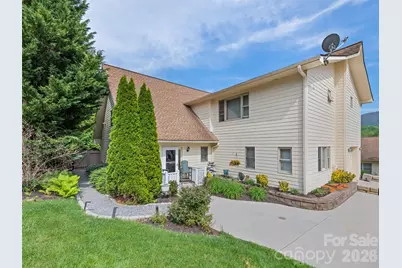 7 Bage Street, Waynesville, NC 28786 - Photo 4