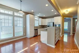 8164 Bridgegate Dr, Huntersville, NC 28078 - Photo 16
