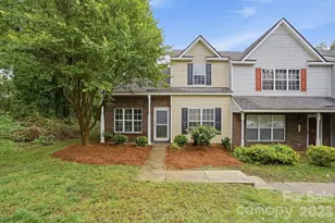 7621 Petrea Ln, Charlotte, NC 28227 - Photo 1