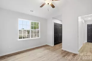7621 Petrea Ln, Charlotte, NC 28227 - Photo 36