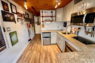 201 S Hoskins Rd, Charlotte, NC 28208 - Photo 8
