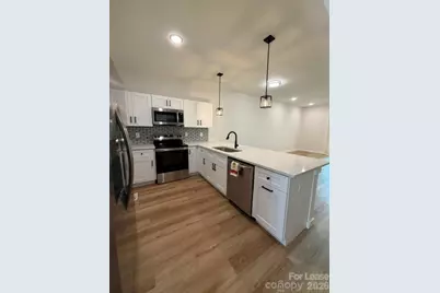 1143 12th Street Drive SW, Hickory, NC 28602 - Photo 4