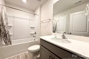 6131 Faron Wy, Charlotte, NC 28262 - Photo 12