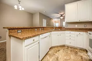 17439 Caldwell Track Dr, Cornelius, NC 28031 - Photo 14