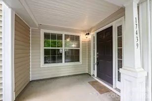 17439 Caldwell Track Dr, Cornelius, NC 28031 - Photo 4