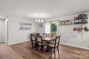 104 Sandtrap Dr, Statesville, NC 28677 - Photo 6