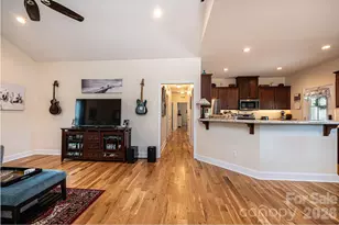 1092 33rd Avenue Loop NE, Hickory, NC 28601 - Photo 8