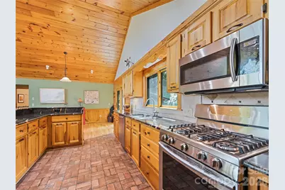 970 Campbell Mountain Drive, Waynesville, NC 28785 - Photo 18
