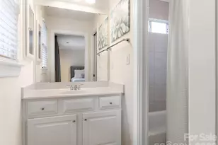 602 Hampshire Hill Rd, Matthews, NC 28105 - Photo 20