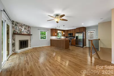 29 Independence Boulevard, Asheville, NC 28805 - Photo 12