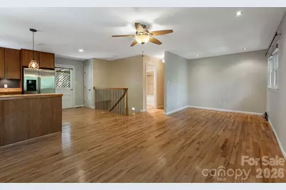 29 Independence Boulevard, Asheville, NC 28805 - Photo 8