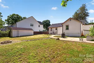 1214 N Sharon Amity Rd, Charlotte, NC 28211 - Photo 22