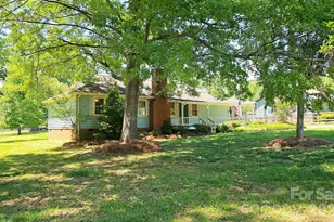 6016 Indian Brook Dr, Matthews, NC 28104 - Photo 14