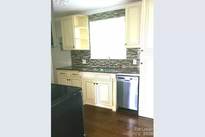 557 Wakefield Drive #D, Charlotte, NC 28209 - Photo 2