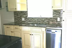 557 Wakefield Dr, Charlotte, NC 28209 - Photo 2