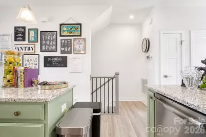 268 Parkwood Avenue, Charlotte, NC 28206 - Photo 12