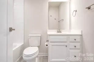 268 Parkwood Ave, Charlotte, NC 28206 - Photo 28