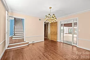 1858 Queens Rd W, Charlotte, NC 28207 - Photo 40