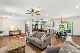 305 Robinson Ave, Mount Holly, NC 28120 - Photo 18