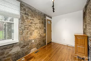 115 Oakland Rd, Asheville, NC 28801 - Photo 16
