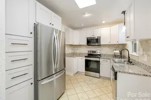 115 Oakland Rd, Asheville, NC 28801 - Photo 10