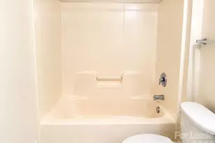 913 Tiger Ln, Charlotte, NC 28262 - Photo 18
