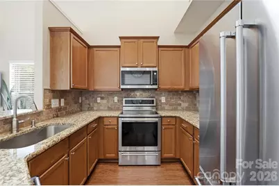 4613 Craigmoss Lane, Charlotte, NC 28278 - Photo 6