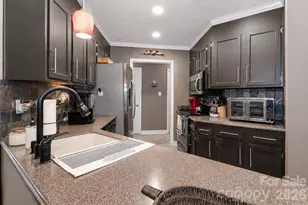 108 Garrison Dr, Statesville, NC 28677 - Photo 12