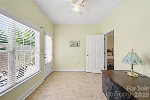 908 Davie Ave, Statesville, NC 28677 - Photo 18