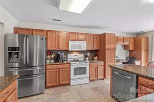 1174 Mocksville Hwy, Statesville, NC 28625 - Photo 20