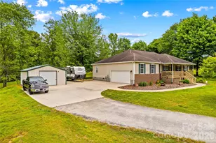 1174 Mocksville Hwy, Statesville, NC 28625 - Photo 38