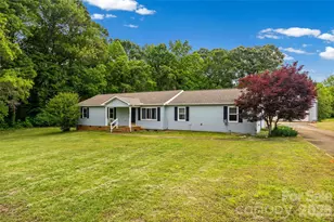 161 Shadow Lake Dr, Clover, SC 29710 - Photo 1