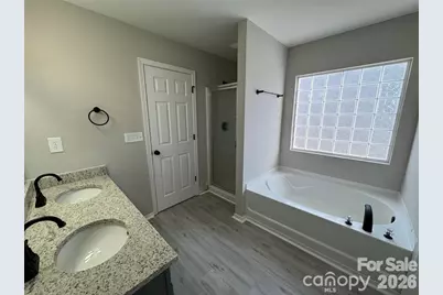 9019 Newfield Street, Charlotte, NC 28216 - Photo 10