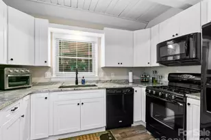 139 Kammerer Dr, Waynesville, NC 28785 - Photo 14