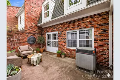 1409 Kensington Road #B6, Hendersonville, NC 28791 - Photo 32