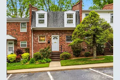 1409 Kensington Road #B6, Hendersonville, NC 28791 - Photo 2
