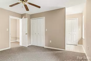 1409 Kensington Rd, Hendersonville, NC 28791 - Photo 20