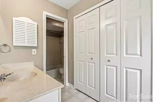 1409 Kensington Rd, Hendersonville, NC 28791 - Photo 24
