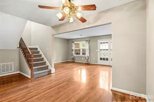 1409 Kensington Rd, Hendersonville, NC 28791 - Photo 8