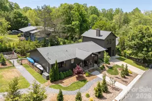 17 Grove St, Brevard, NC 28712 - Photo 2