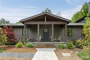 17 Grove St, Brevard, NC 28712 - Photo 6