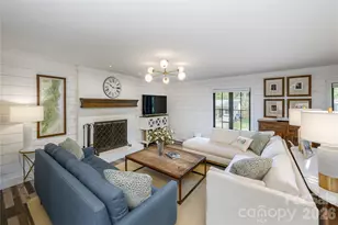 17 Grove St, Brevard, NC 28712 - Photo 18