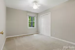 245 Rainbow Cir, Clover, SC 29710 - Photo 18