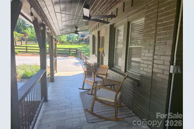 152 Florida Avenue, Forest City, NC 28043 - Photo 8