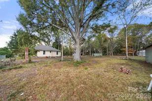304 Bush St, Gastonia, NC 28056 - Photo 8