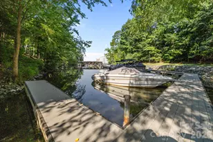 13934 Kings Carriage Ln, Charlotte, NC 28278 - Photo 6